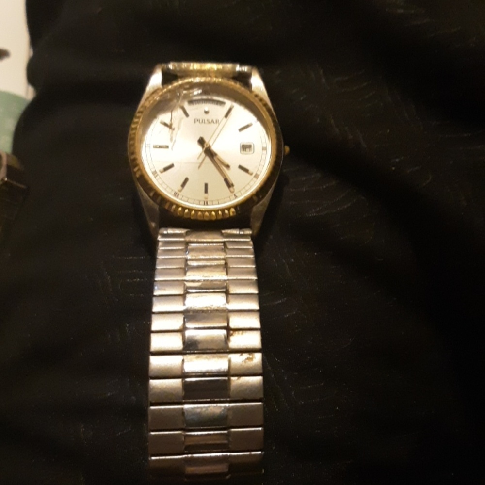 Pulsar women watch